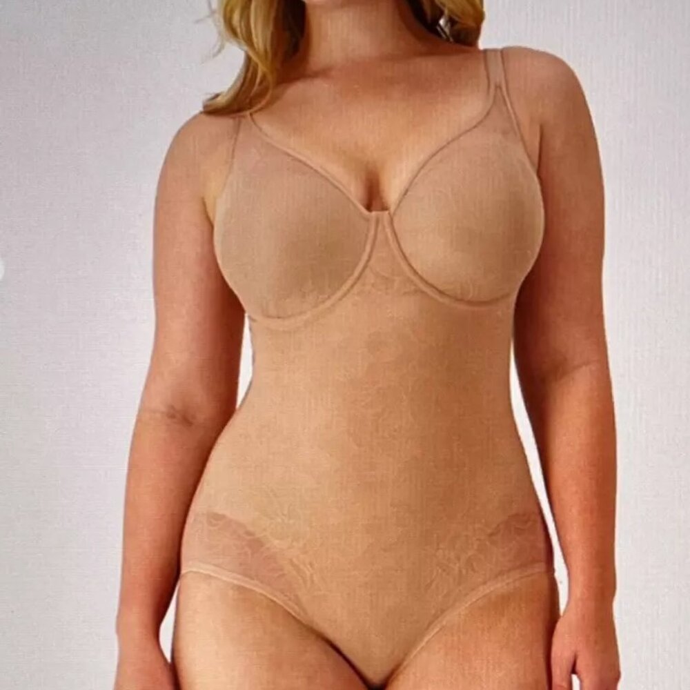 NWTS HANES 36B Nude Ultra Light Body Shaper with Underwire Bra Built in #6552